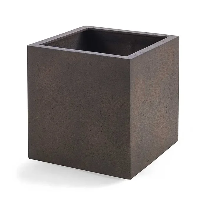 Grigio Cube Planter – Rusty Iron Concrete