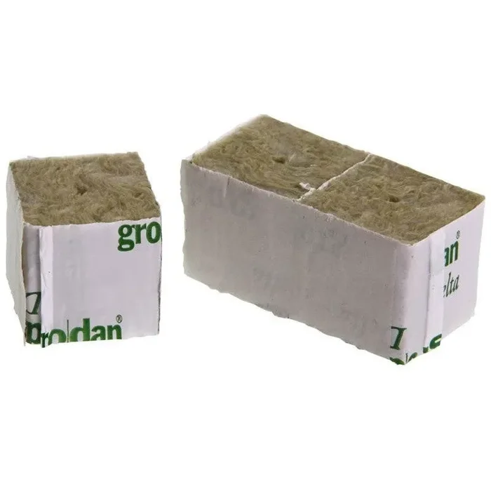 Grodan 40x40x40 mm Pflanzwürfel mit Loch, BOX 2250 St.