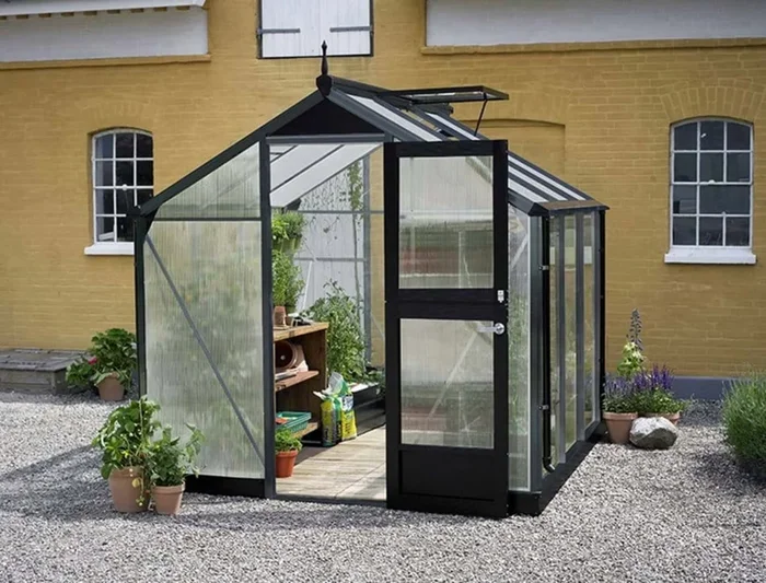 Juliana Gewächshaus Compact – Anthrazit mit Stegdoppelplatte, 5 m²