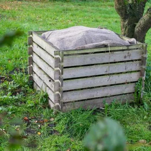 Kompostabdeckung aus Schafwolle