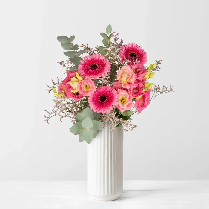 Rosa Schnittblumen-Mix mit Gerbera & Eukalyptus